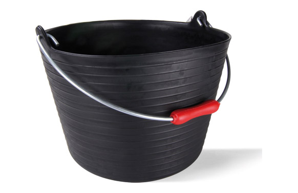 CUBO PLASTICO CON ASA METALICA NEGRO 20 L 88772 1