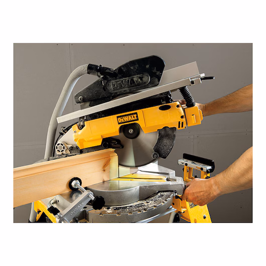INGLETEADORA DE WALT D27113-QS MESA SUPE 6