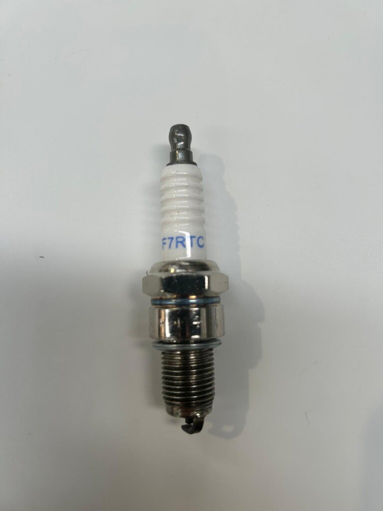 BUJIA REPUESTO CORTACESPED GC-PM46S 1