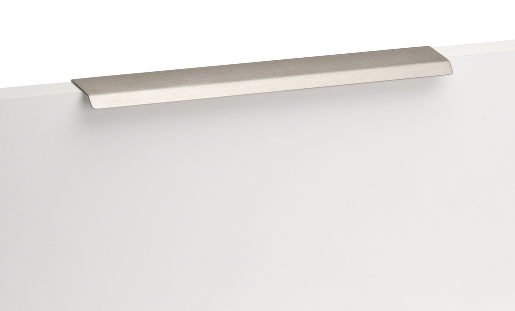 TIRADOR VIEFE CURVE 0117128L24 INOX LOOK 2
